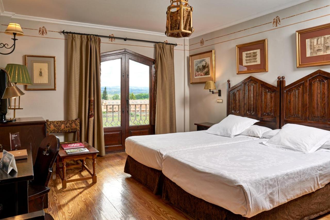 ปาราดอร์ เด โอลิเต Hotel โอลีเต ภายนอก รูปภาพ