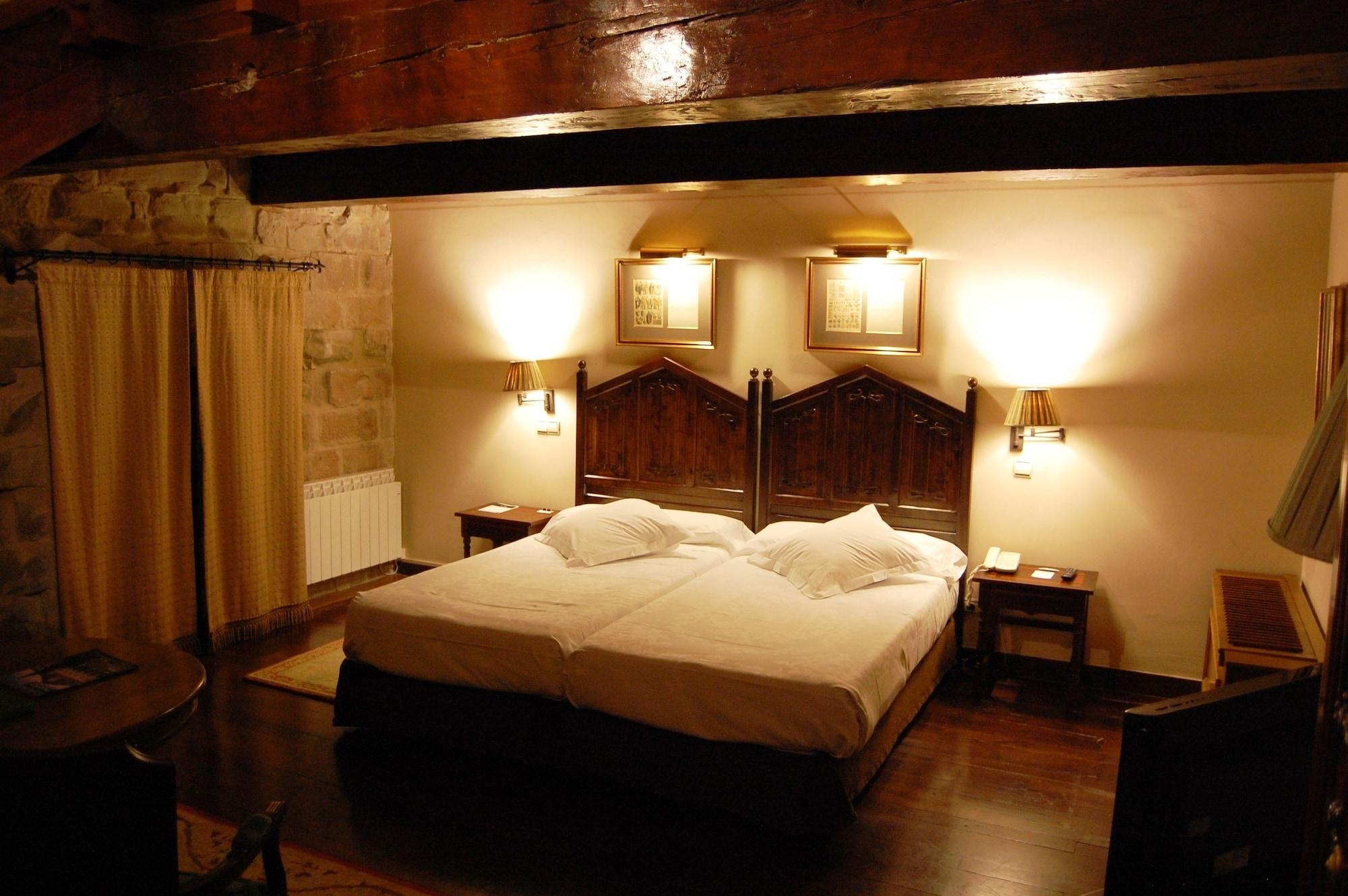 ปาราดอร์ เด โอลิเต Hotel โอลีเต ภายนอก รูปภาพ